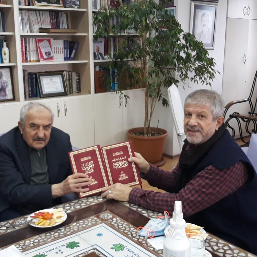 Üstad Bediüzzaman Said Nursî’nin Talebelerinden Hayatta￼ ￼ kalan ve risaleyi nurlarda ismen zikredilen tek vârisi ￼Sayın Hüsnü BAYRAM Ağabey Kozmik Yaşam Merkezimizi Ziyaret Etti.